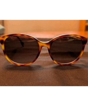 Fendi Havana Cat Sunglasses. Preloved.